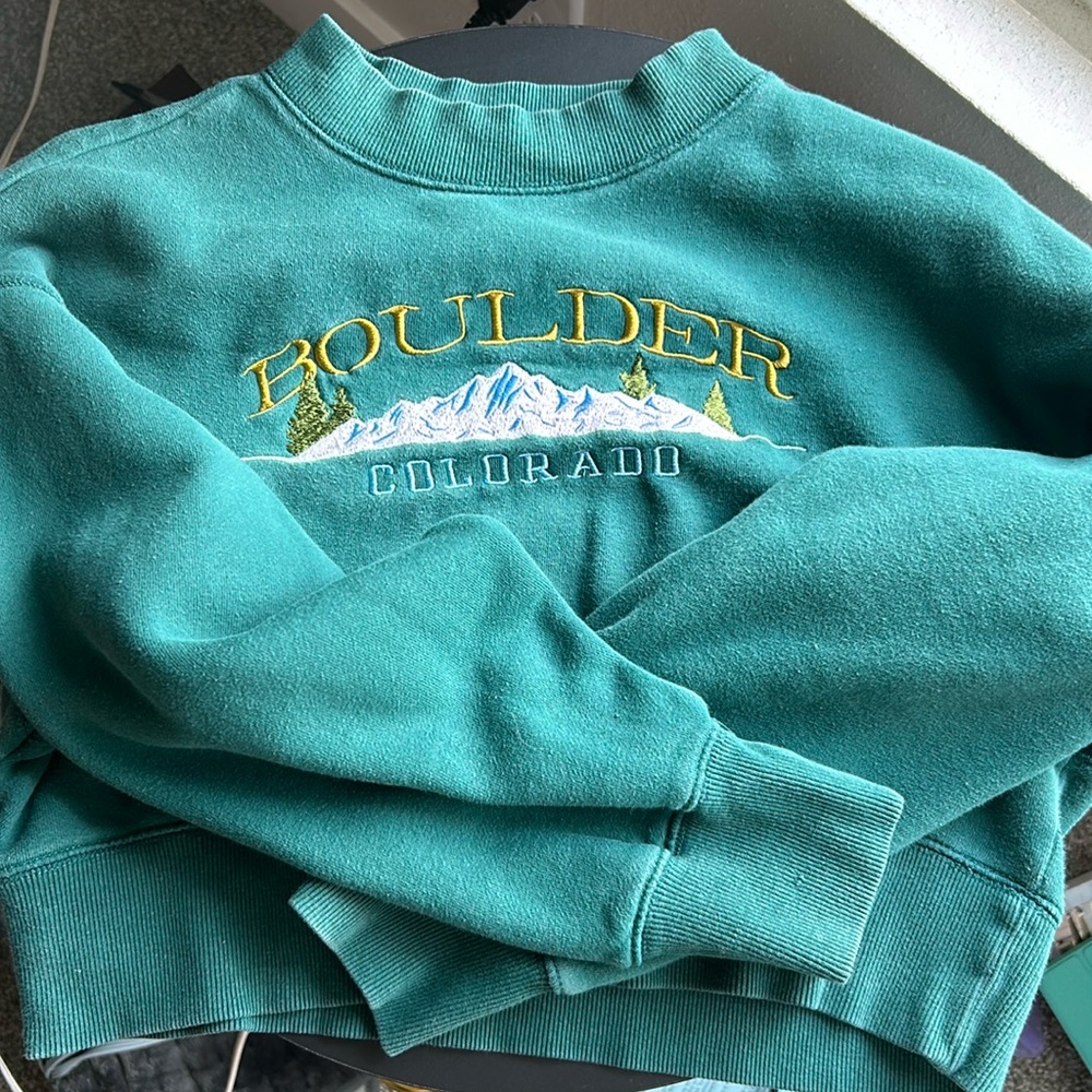 Cropped sweatshirt